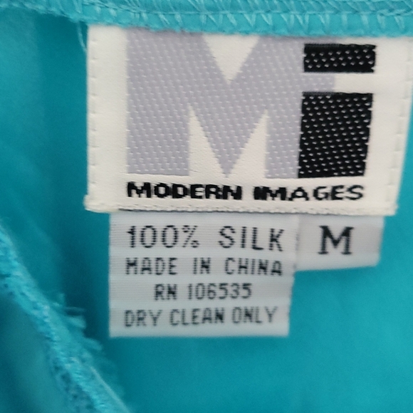 Intimates - Picture 5 of 6